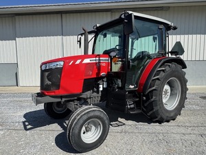 Tracteur Massey Ferguson 4710 d'occasion, machine agricole multifonctionnelle pour l'industrie agricole moderne - Product Image 4