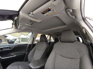 Toyota RAV4 XLE 2.5L 2024 Usado, 270hp, 4x4, Gasolina, 2 Ejes, 4 Cilindros, Euro 6e, Transmisión Automática, Volante a la Izquierda - Product Image 3