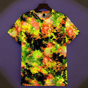 T-shirts d'été personnalisés à teinture par cravate pour hommes vêtements de mode en coton OEM respirants avec marque privée et logo personnalisé - Product Image 4