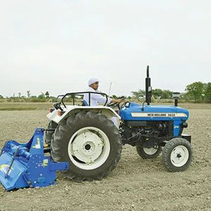 Tractor agrícola confiable tipo TT con motor diésel 4WD y función de cargador para uso agrícola mediano y grande - Product Image 5