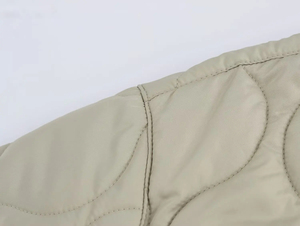 เสื้อแจ็คเก็ตผู้หญิงสไตล์ยุโรปอเมริกันแบบใหม่ เรียบง่าย ใช้งานได้หลากหลาย แขนยาว ซิป ผ้าฝ้ายทรงหลวม ลายเรียบ สั้น - Product Image 3