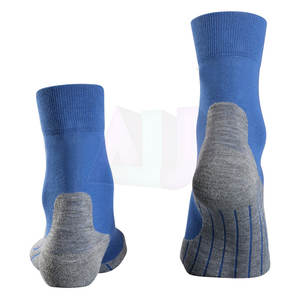 Chaussettes de sport athlétiques en spandex/polyester fabriquées en usine, haute confort, absorbant la transpiration, respirantes, pour la remise en forme et l'entraînement - Product Image 2
