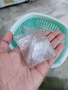 Pirámide de cristal de cuarzo transparente, piedra de cuarzo Natural, ágata, pirámide de piedras preciosas curativas de Reiki, venta al por mayor - Product Image 2