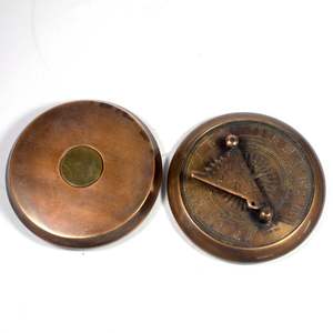 Vintage Nautical Sundial With Compass Hatton Garden Maritime Compass Sundial <b>Engraved</b> Hatton Garden Compass Sundial - Product Image 3