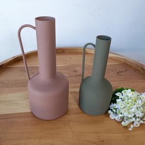 Vase à fleurs en métal antique pour la maison et les hôtels Vase à urne décoratif avec double poignées latérales Pot de fleur antique doré - Product Image 5