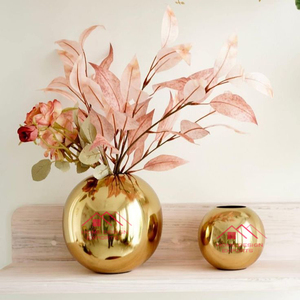 Florero de metal con Decoración de mesa con acabado dorado brillante a precio mayorista - Product Image 2