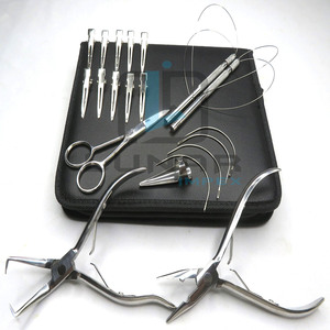 Kit de herramientas de extensión de cabello de fabricación de última calidad con accesorios personalizados herramientas de entrenamiento de cabello etiquetado de logotipo 3D personalizado - Product Image 2