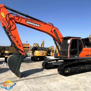 Doosan DX225LC Wheel Excavator Second-<b>Hand</b> Good Performance Low Working Hours 25 Ton Operating <b>Weight</b> Komatsu Worldwide Sale - Product Image 4