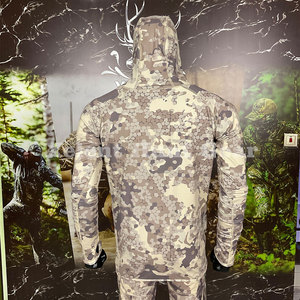Unisex nueva capa base de caza de invierno estampado de camuflaje cuello alto cremallera impermeable lona transpirable a prueba de viento frontal ambos bolsillos laterales - Product Image 3