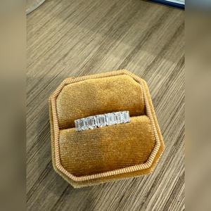 Prix d'usine – Achetez une alliance en diamant taille émeraude 2,00 carats, clarté VVS2, cultivé en laboratoire, fournisseur, livraison mondiale - Product Image 2