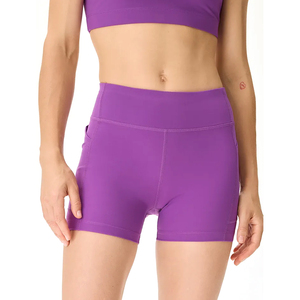 Pantalones cortos de mujer de color sólido nuevo diseño precio barato al por mayor pantalones cortos de mujer de diseño liso elegante de alta calidad a la venta - Product Image 1