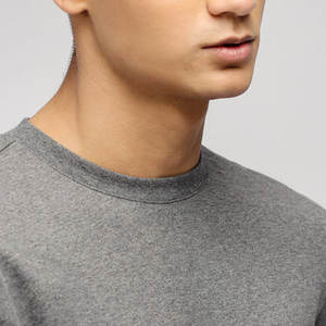 เสื้อยืดคอกลมแขนยาวผ้าคอตตอนคุณภาพดี พิมพ์โลโก้ตามสั่ง ผ้าทริปเปิ้ลบลนด์ สำหรับผู้ชาย - Product Image 3