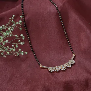 Collar Mangalsutra con Diamante Natural de Corte Brillante, Chapado en Oro, Cadena de Cuentas Negras, Cierre Seguro Hipoalergénico, Elegante Regalo para Mujer - Product Image 2