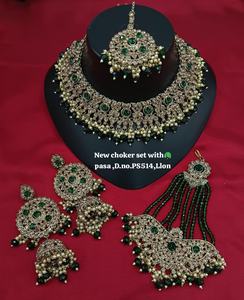 Conjunto de Collar Gargantilla Chapado en Oro con Pendientes y Maang Tikka, Joyería Étnica de Moda Hecha a Mano para Boda, Compromiso o Aniversario - Product Image 2