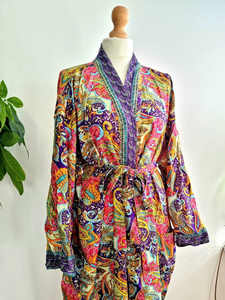 Kimono Boho Sedoso, Bata de Lujo Fluida con Estampado Digital, Estilo Casual para Todas las Temporadas, Ideal para el Verano - Product Image 5