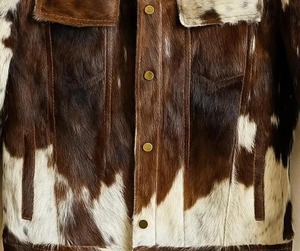 Men Cow <b>Pattern</b> Leather Jacket Fur Collar Button Front Regular Fit Winter Outerwear Custom Logo - Product Image 6