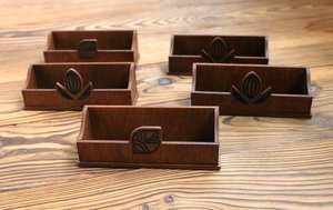 Elegante Tarjetero de Madera Hecho a Mano, Estuche para Tarjetas Bancarias de Madera Maciza de Primera Calidad - Product Image 2