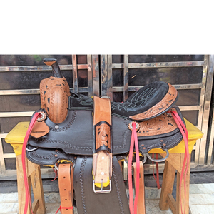 Selle de cheval western haut de gamme en cuir écologique de buffle, finition teinte naturelle au tambour - Product Image 6