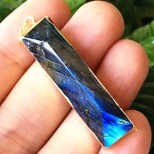 Collier pendentif rectangulaire vintage fait à la main avec barre de labradorite plaquée or pour un usage quotidien et des cérémonies de fiançailles - Product Image 6