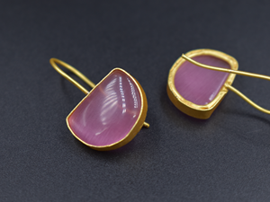 Pendientes de Piedra Chapados en Oro de 18k, Nuevos y en Tendencia, Venta al por Mayor, Hechos a Mano, Joyería de Latón Chapada en Oro de 18k - Product Image 3