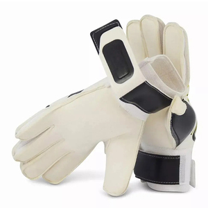 Nouveaux gants de gardien de but pour enfants en cuir allemand avec protection de la paume de 4 mm, sangle de poignet réglable et design antidérapant - Product Image 5