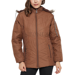 Mujeres peso ligero mejor proveedor acolchado chaquetas hinchadas al aire libre Slim Fit chaquetas de nueva llegada - Product Image 1
