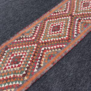 Tapis vintage 2,7 x 11,6 pieds, petit tapis turc, tapis en laine géométrique arc-en-ciel - Product Image 2