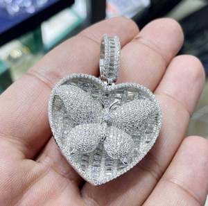 Collier cœur classique serti de diamants pour elle et pendentif en moissanite pour enfants plaqué or 18 carats or jaune certifié IGI cadeau - Product Image 2