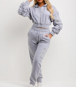 Manches à capuche zippées et jogging taille haute à cordon élastique assorti avec poches et ourlet à revers. - Product Image 6