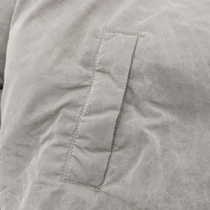 Varsity Jacket Veste matelassée en duvet de daim personnalisée coupe-vent matelassé à bulles d'hiver OEM - Product Image 5