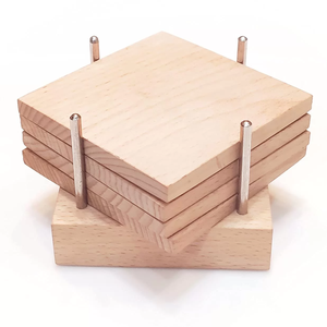 Posavasos de madera clásicos con acabado de madera natural Diseño elegante para la decoración de la Mesa del hogar y la Oficina Forma cuadrada personalizable - Product Image 3