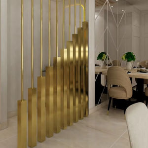 Cloison murale en métal attrayante avec des motifs abstraits pour une utilisation dans les villas de luxe et les maisons ethniques traditionnelles - Product Image 1