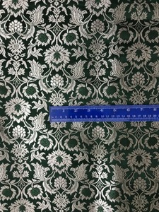 Tissus en soie extensible jacquard brocart sur mesure dans des tons pastel pour les créateurs de robes de mariée et les magasins de tissus - Product Image 5