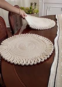 Set de table en macramé pour la salle à manger, conçu pour des repas confortables, une utilisation à long terme et une présentation de table naturelle et simple - Product Image 4