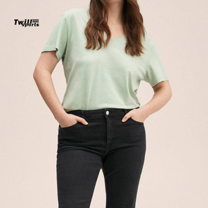 Camiseta Personalizada con Cuello en V para Mujer con Logotipo, 100% Algodón Canvas, Secado Rápido y Transpirable, Nueva Llegada - Product Image 3