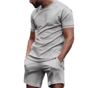Conjunto de pantalones cortos deportivos informales de verano para hombre, camiseta y pantalones cortos transpirables de secado rápido, servicio OEM disponible, ropa al por mayor - Product Image 1