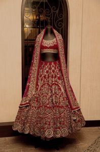 DESIGNER & BEAUTIFUL HEAVY EMBROIDERY ON <b>BLOUSE</b> WITH LEHENGA DRESS Embellished WITH CRYSTAL GLASS BEADS,STONE,DABKA work @2022 - Product Image 2
