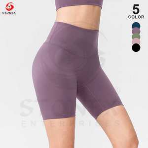 Pantalones cortos de Yoga sin costuras de secado rápido de cintura alta para mujer Honey Butt Fitness Shorts Sexy tamaño personalizado patrón sólido pantalones cortos de Yoga DE BOXEO - Product Image 5