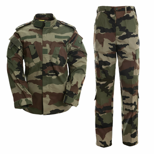 Ensemble Complet Uniforme Tactique de Combat en Polyester Camouflage Rip Stop, Conception de Structure en Tissu Durable pour l'Entraînement - Product Image 1