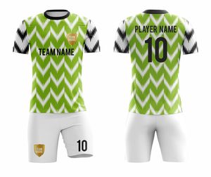 Vente en gros d'uniformes de football personnalisés en usine |   Tenues de football numériques OEM 2026 |   Maillots à manches courtes légers et respirants - Product Image 3