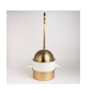 Plato de frotamiento redondo blanco y dorado - Product Image 1