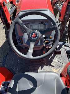 2023 Massey Ferguson 1825E Tractor Compact Power para una agricultura versátil - Product Image 6