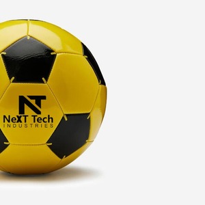 Tech Industries Ballon d'entraînement de football Matériau PU à des fins d'entraînement avec un design personnalisé et un logo personnalisé - Product Image 2
