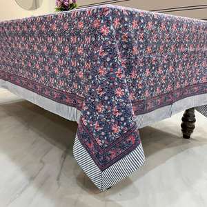 Nappe en tissu imprimé à la main en Inde, bleu gris, rose Cornus florida, motif floral, pour la décoration de table de Noël - Product Image 3