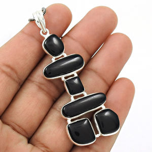 จี้โอนิกซ์สีดำสินค้าขายดี925สเตอร์ลิงอัญมณีธรรมชาติขายส่งอินเดีย - Product Image 2