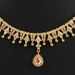 Conjunto de Joyería con Diamantes Americanos - Color Durazno y Dorado - Product Image 2