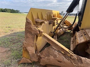 รถแทรคเตอร์2015รถตักดิน LGP รถแทรคเกอร์ตีนตะขาบไฮดรอลิกรถปราบดิน - Product Image 4