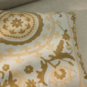 Fundas de cojines bordados para el hogar y la vida Cojines bordados a mano 18x18 Última funda de cojín Diseño de bordado - Product Image 4