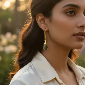 Boucles d'oreilles pendantes vintage pour femme en plaqué or 18 carats avec améthyste verte, perles, diamants et turquoise - Bijoux cadeau de fête - Product Image 1