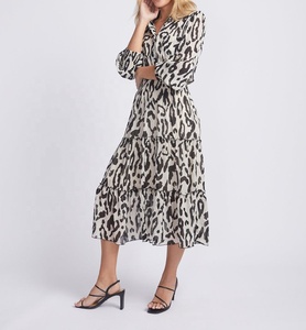 Vestido Casual Americano OEM 2023, Estilo Línea A, con Volantes, Cuello Alto, Botones al Frente, Mangas Largas, Estampado Animal, Tallas Grandes - Product Image 2